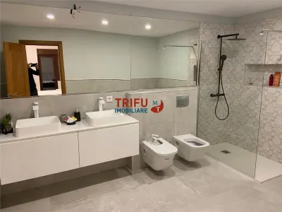 Casa 7 camere de vanzare 1000mp teren zona Schit - foto 13