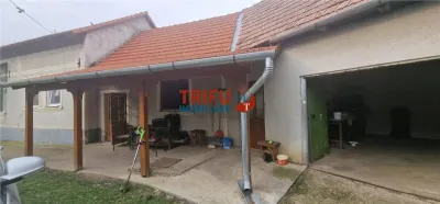 Casă în Totoi cu potențial - foto 2