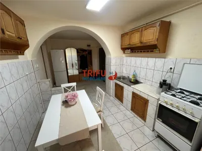 Apartament 2 camere decomandat loc de parcare zona Ampoi Alba Iulia - foto 5