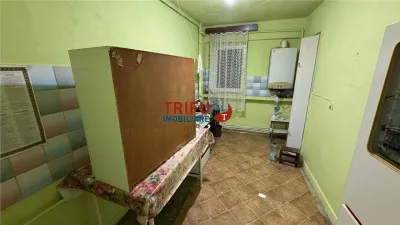 Apartament 4 camere etaj 3, decomandat, zona M-uri - foto 7