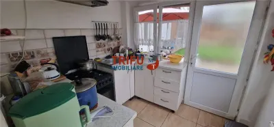 Casa de vanzare 3 camere zona Piata Cetate - foto 7