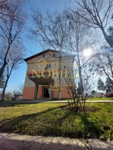 TEREN DE VANZARE cu Hale de Productie, Birouri , 40.000 mp  PTR BUSINESS IN EXCLUSIVITATE - Onesti