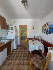 APARTAMENT 3 CAMERE ONESTI - foto 13
