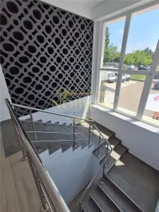 SPATIU COMERCIAL DE INCHIRIAT IN ONESTI , MEDICI DE FAMILIE, AVOCATI, CLINICA MEDICALA,AFTER SCOOL,LOC DE JOACA PENTRU COPII,ETC - Onesti