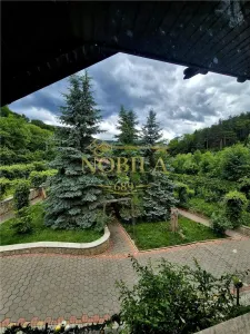 CASA P + M  1 GARSONIERA SI TEREN DE VANZARE IN TARGU OCNA - foto 2