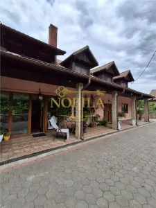 CASA P + M  1 GARSONIERA SI TEREN DE VANZARE IN TARGU OCNA - foto 9