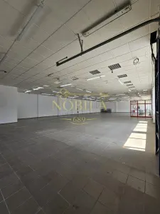CLADIRE INDIVIDUALA ( SPATIU COMERCIAL) CU TEREN DE VANZARE IN ONESTI - foto 14