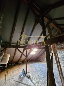 Apartament cu GRADINA SI ACOPERIS  MANSARDA DE VANZARE IN ONESTI ETJ 1 - foto 16