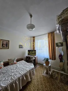 Apartament cu GRADINA SI ACOPERIS  MANSARDA DE VANZARE IN ONESTI ETJ 1 - foto 8