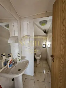 SPATIU DE INCHIRIAT IN ONESTI LANGA GARA, ZONA DE JOS - foto 23