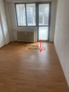 4 camere decomandat, etaj intermediar Piata Delfinului - Bucuresti