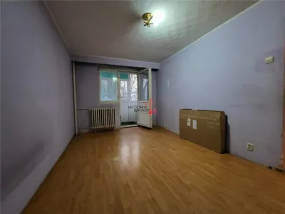 SALAJAN / 4 CAMERE DECOMANDAT / ETAJ 1 - Bucuresti