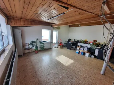 Garsoniera de 58 mp la etajul unei vile situata in sos Fundeni - foto 13