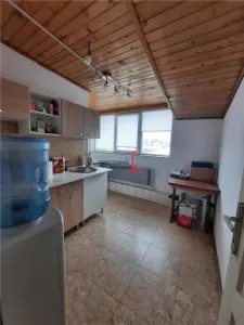 Garsoniera de 58 mp la etajul unei vile situata in sos Fundeni - foto 5