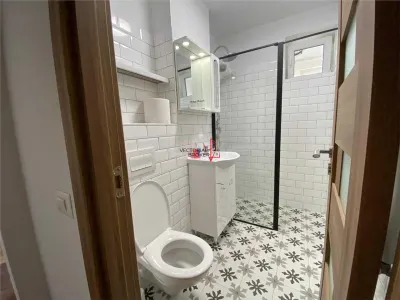 Apartament renovat in bloc stradal Colentina langa Complex Rose Garden - foto 5