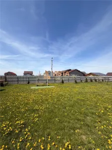 Teren 1000mp + casa vacanta, apa si curent, cartier in dezvoltare, Sanpetru-Bod - foto 6