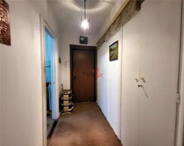 LA 2 PASI DE METROU  / APARTAMENT 3 CAMERE / ETAJ 1 - foto 8