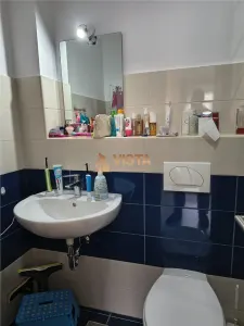 De vânzare apartament spațios și luminos în cartierul Tractorul, Brașov - foto 17