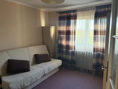 Apartament cochet cu 3 camere etaj 1, in cartierul Scriitorilor, Brasov - foto 4