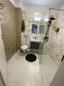 2 apartamente de vanzare in Sibiu - pretabile pentru regim hotelier, etaj 1, zona Henri Coanda - foto 7