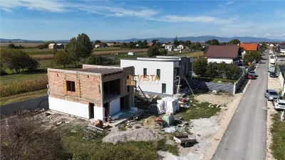 Vila deosebita in stil mediteranean, la cheie,  in Stupini, Brasov - foto 8