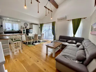 Penthouse de inchiriat in Sibiu - 4 camere, terasa de 40 mp, mobilat si utilat, Cartierul Arhitectilor - Sibiu