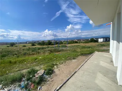 Apartament de vanzare in Sibiu - 3 camere, cu balcon, Selimbar - foto 9