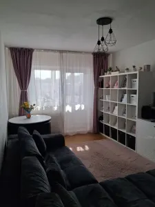 Apartament decomandat cu 3 camere situat in zona Scriitorilor, Brasov - Brasov