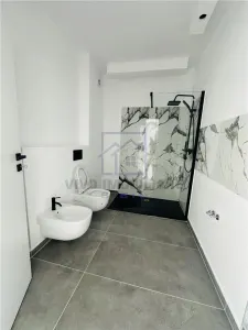 Apartament de vanzare in Sibiu - 3 camere, terasa 45.1 mp, bloc nou cu lift, Calea Surii Mici - foto 5