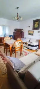 Casa 3 camere,   teren generos 579 mp, zona linistita Florilor - foto 2