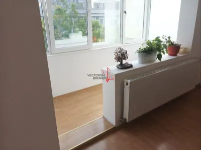 Apartament decomandat in bloc din 1993  zona Parcul Circului Vidin - foto 2