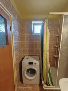 Apartament de vanzare in Sibiu - 2 camere, decomandat, garaj si pivnita, Cartierul Strand - foto 8