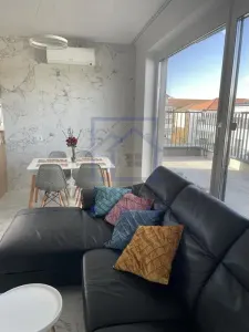 Penthouse de inchiriat in Sibiu - 3 camere, terasa de 52 mp, loc de parcare privat, zona Stefan cel Mare - Sibiu
