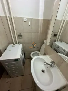 Renovat Spatios Etaj 2 Calea Sagului - foto 10