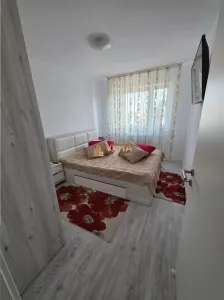 Apartament 2 camere tip studio,  zona Tractorul-Coresi Kasper - foto 4