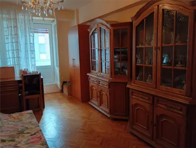 Apartament cu 3 camere de inchiriat - foto 1