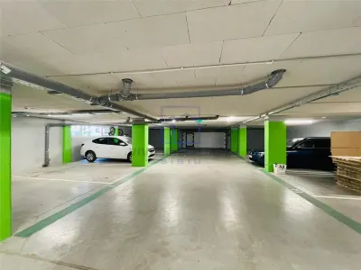 Apartament de vanzare in Sibiu - 3 camere, decomandat, cu terasa si boxa - foto 12