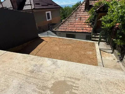 Apartament la casa cu curte si garaj la 5 minute de Centrul Vechi, Brasov - foto 12