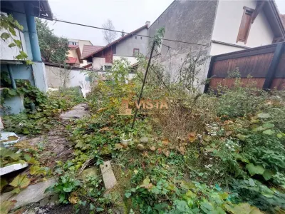 Corp de casa de renovat (duplex), Centrul Civic, Brasov - foto 8