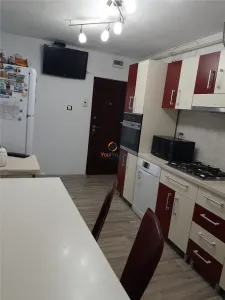 Decomandat cu centrala /2 camere/Zona Dambovita/Mansarda - foto 3