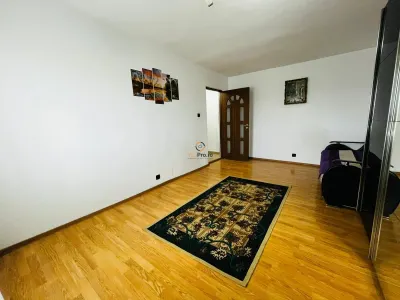 Apartament Decomandat 2 Camare 2 Balcoane / Etaj 3 Zona Steaua/Shopping City - foto 8