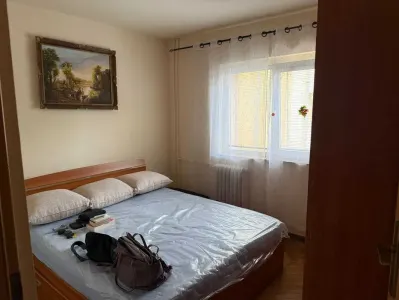 Bloc Izolat Etaj 1 Complex Studentesc Olimpia - foto 4
