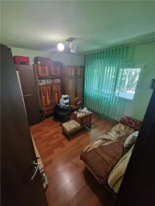 Decomandat 3 Camere 2 Bai 2 Balcoane Zona  Aradului - foto 13