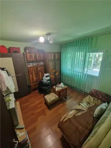 Decomandat 3 Camere 2 Bai 2 Balcoane Zona  Aradului - foto 14