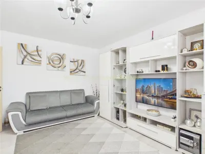 Apartament 4 camere de vânzare, Baicului - foto 2