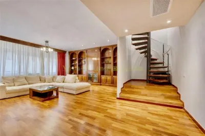 Penthouse premium de vânzare în zona Her?str?u, - Bucuresti