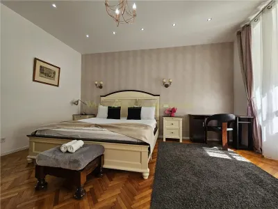 Apartament superb in Centrul Istoric - pretabil regim hotelier - Brasov