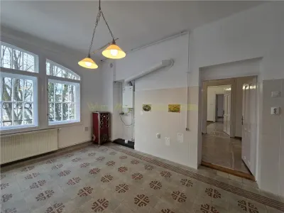 Apartament superb renovat in Centrul Istoric Brasov - foto 19