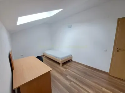 Cluj, Floresti apartament 4 camere, negociabil - foto 24