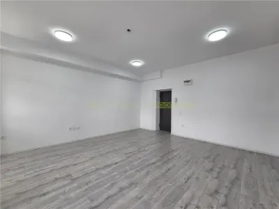 Apartament 2 camere Centrul Civic pretabil birouri - foto 14